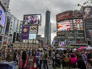 dundas_square_led_screens (1).jpg dundas_square_led_screens (1).jpg